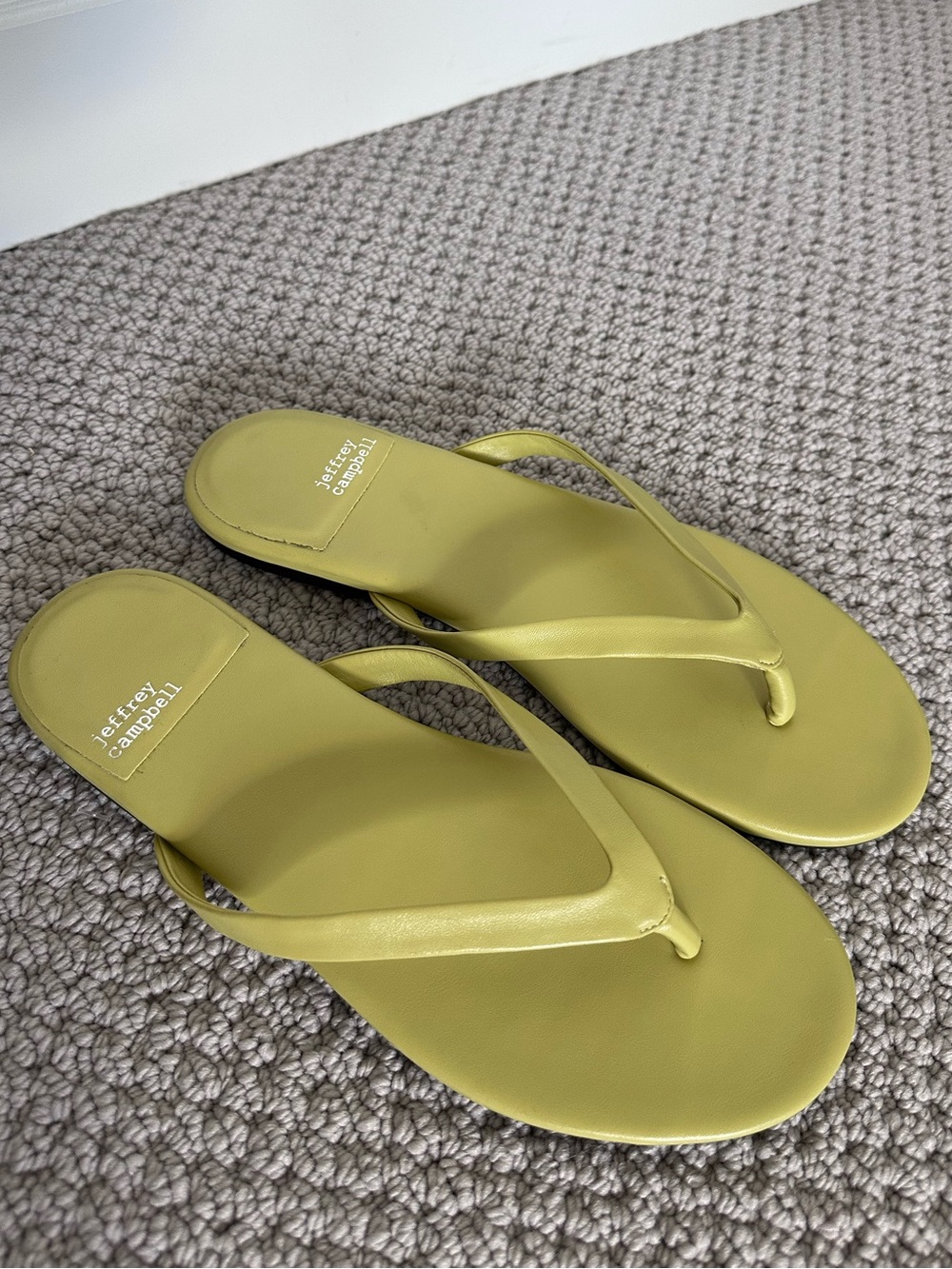 Jeffrey Campbell Kierra thong flip flop sandals 8